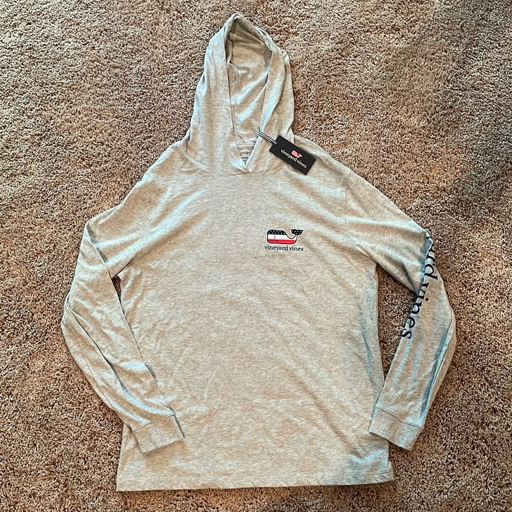 NWT Vineyard Vines Gray Hoodie Tee size large